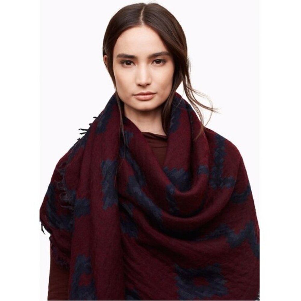 Aritzia Wilfred Diamond Mosaic Wool Blanket Scarf